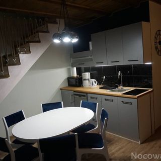 Przystanek Pokrzywna (5)