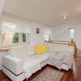 Dom Dostępna 62A (2)