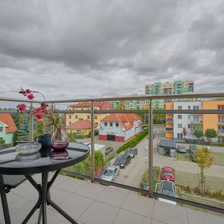 Rogowska 129A/54 (2)