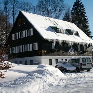 Rekreační zařízení Jiskra Harrachov (3)