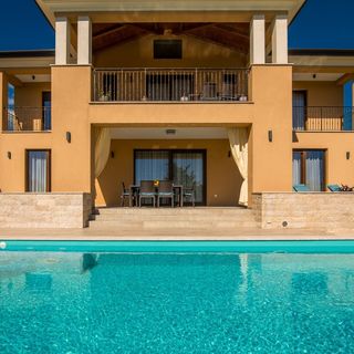 Apartment Villa Cecilia Brusići (4)