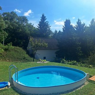 Várhegy Apartman Neszmély (2)