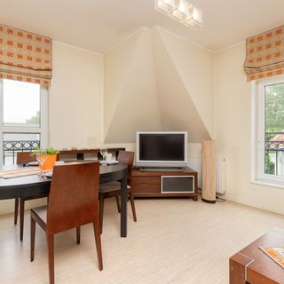 Piastowska 185a/10 (2)