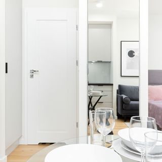 #Krochmalna 54/94 (2)