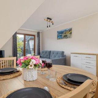 Salwatoriańska 28/1 (3)