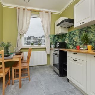 Jana Kowalczyka 1B/10 (3)