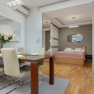 Nowy Świat 55/5 (2)