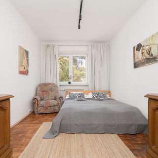 Karmelicka 12/19 (2)