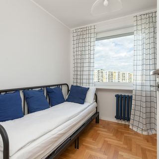 Cieszyńskiego 10/69 (2)