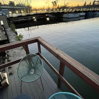 Widoki 1 domek na nabrzeżu Stoczni Cesarskiej Gdańsk (5)