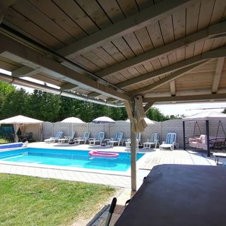 Harangvirág Apartmanház 2. Siófok (2)