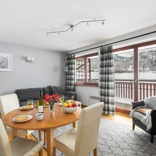 Nędzy Kubińca 330B/3^ (2)