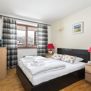 Nędzy Kubińca 330B/3^ (4)