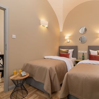 Krakowskie Przedmieście 12/17^ (2)