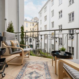 Nowogrodzka 23/3^ (3)