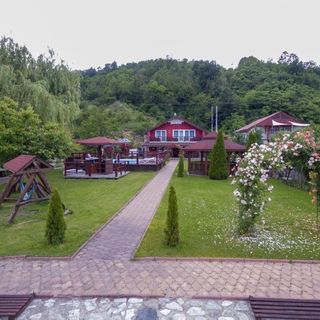 Villa Frans Eșelnița (2)