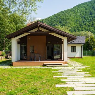 Căsuța de lângă moară Dăbâca (2)