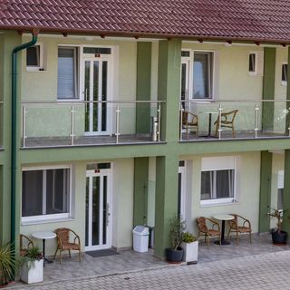 Fördős Panzió Jánossomorja (4)