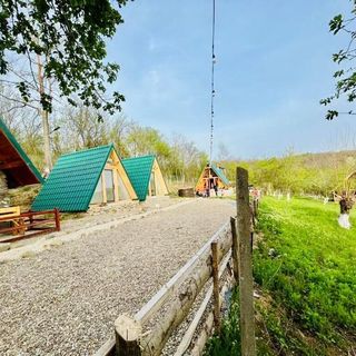 Cabana Catunu’ lui Emil Ariceștii Zeletin (2)