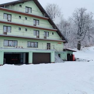 Vila Straja Lupeni (5)