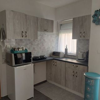 Viola Apartman Kozármisleny (4)