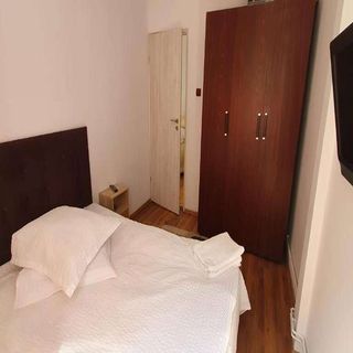 Apartament in vila langa Castelul Cantacuzino Bușteni (5)