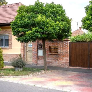 Holiday Apartmanház Gyula (4)