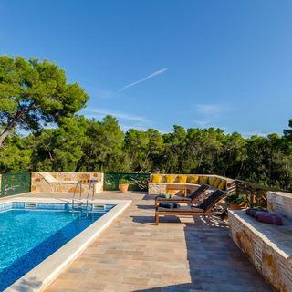 Villa Fortuna Basina (3)