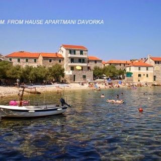 Apartments Žana Postira (3)