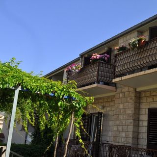 Apartments and Rooms Ljuba Makarska (5)