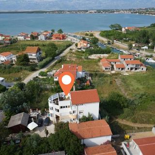 Apartments Dali Nin (2)