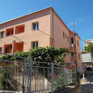 Apartments Edvard Split (2)