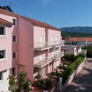 Apartments Josi Vrboska (3)