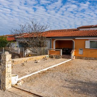 Apartment Straza Sun Vir II (2)