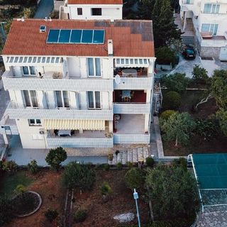 Apartments and Rooms Ivan Novalja (5)