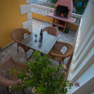 Apartments Dami Orebic (2)