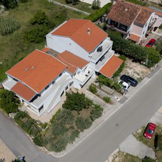 Apartment Baras Nin (3)