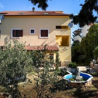 Apartments With Swimming Pool Stari Grad Hvar - 22629 (2)