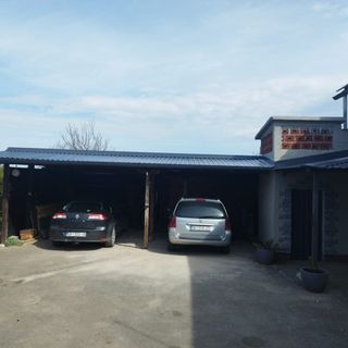 Apartmanok Medencével Sisak, Moslavina - 22670 Sisak (2)