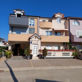 Apartments With Parking Space Medulin - 23049 (2)