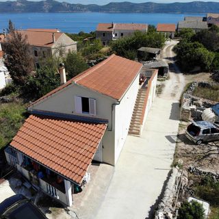 Apartmanok Parkolóhellyel Mali Iz, Iz - 23158 Mali Iž (3)