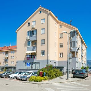 Apartmanok Parkolóhellyel Split - 23485 (2)