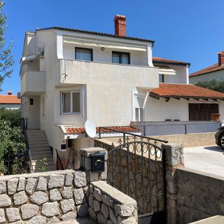 Apartmanok Parkolóhellyel Mali Losinj, Losinj - 23520 Mali Lošinj (2)