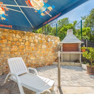 Apartmanok Parkolóhellyel Njivice, Krk - 23575 Njivice (4)