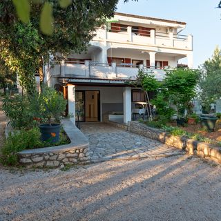 Apartment UGA Mandre (4)