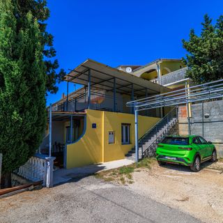 Apartment Irmica Lukovo Sugarje (5)