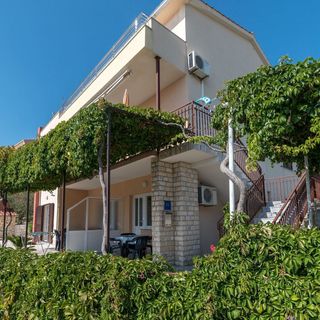 Apartments Vin Seget Donji (5)