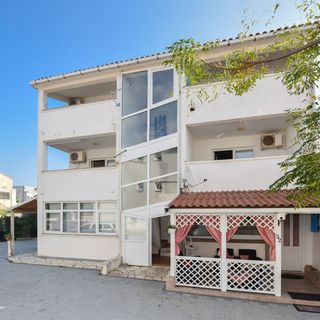 Apartment Kety Novalja (4)