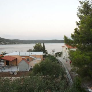 Apartments Mango Sevid (3)