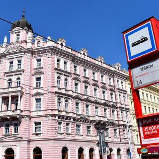 Hotel Opera **** (2)